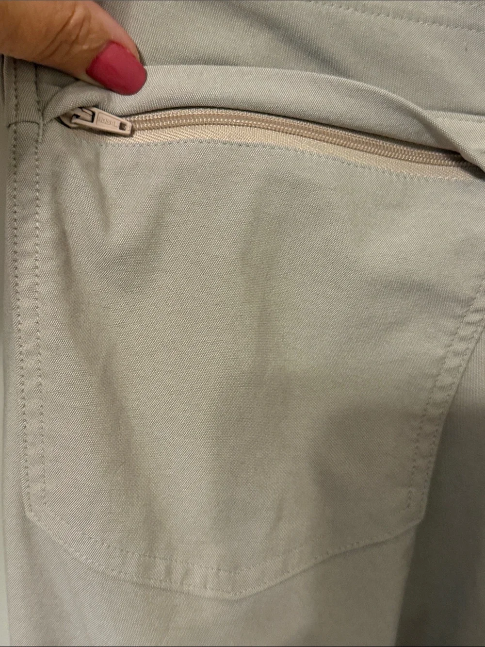 BONOBOS Golf Men's Straight Chinos in Light Gray
